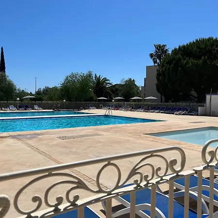 Climatise Look Industriel Avec Piscine A La 아파트 *